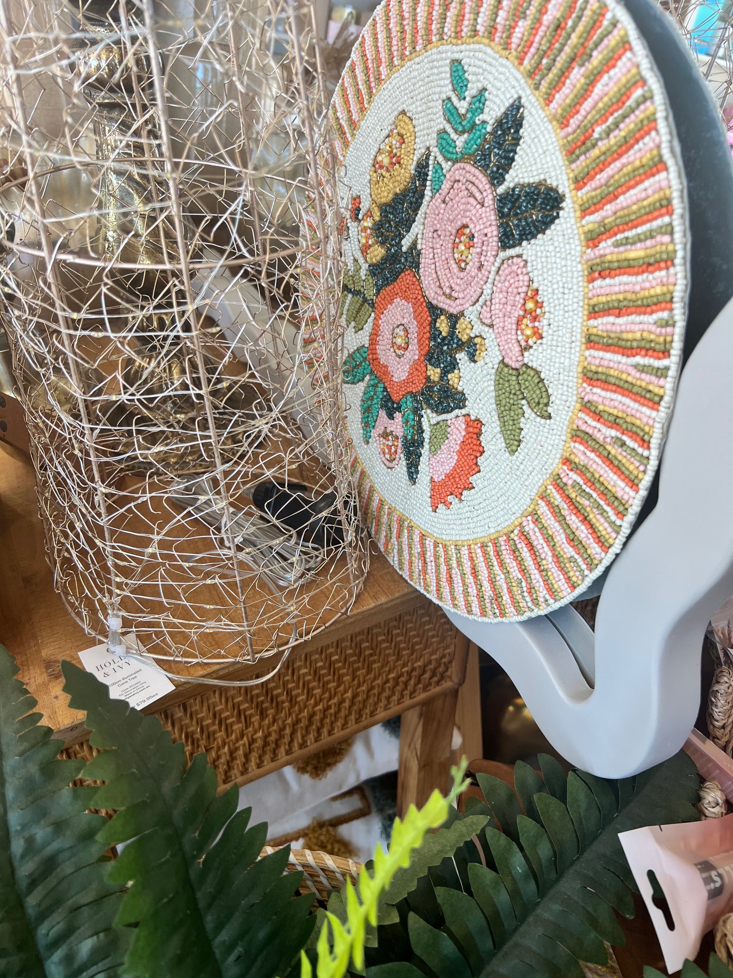 Flora Beaded Round Placemat 35cm