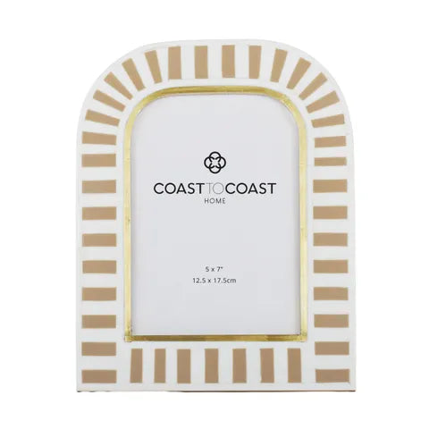 Alexis Resin/Gold Frame | 26x19cm 5x7”