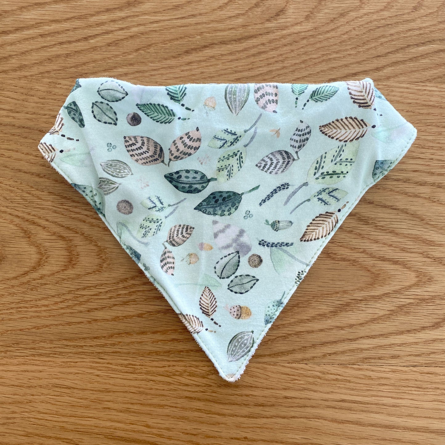 Dribble Bib | Daintree