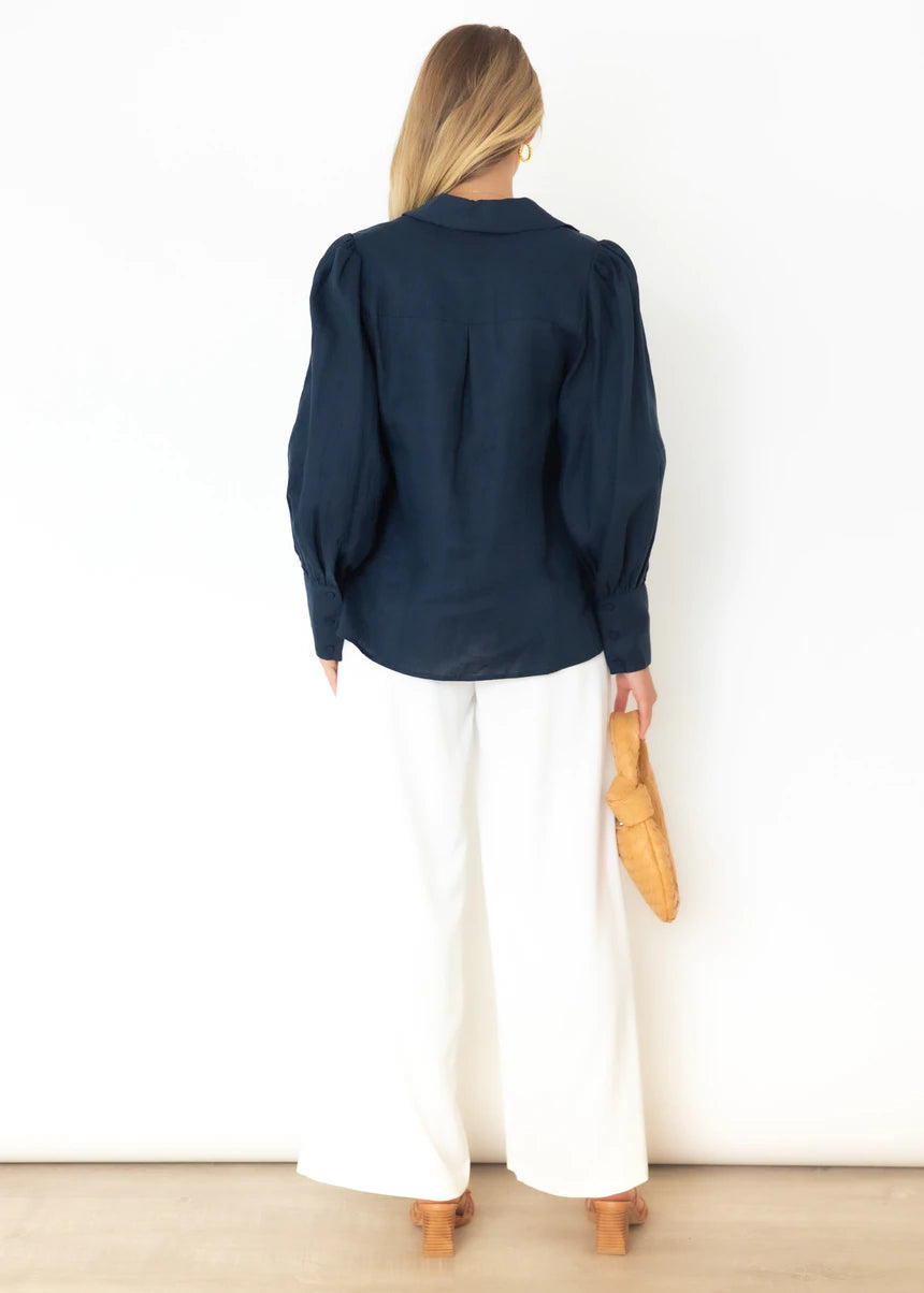 Sunny Girl | Delma Linen Shirt in Navy