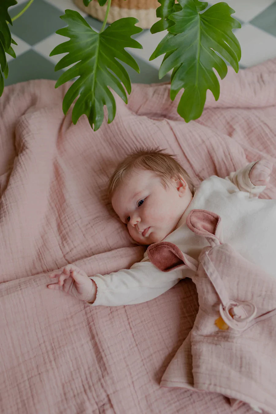 Kangaroo Cuddle Cloth | Blush