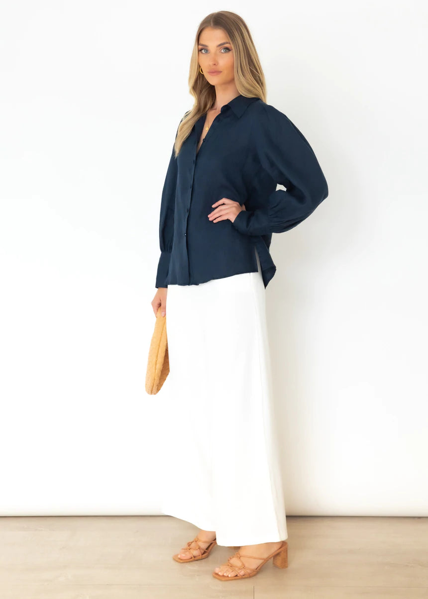Sunny Girl | Delma Linen Shirt in Navy