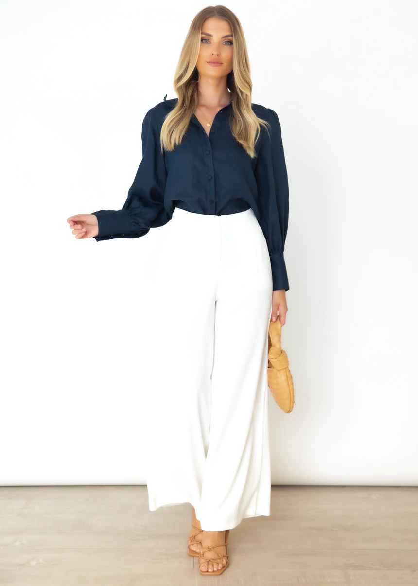 Sunny Girl | Delma Linen Shirt in Navy