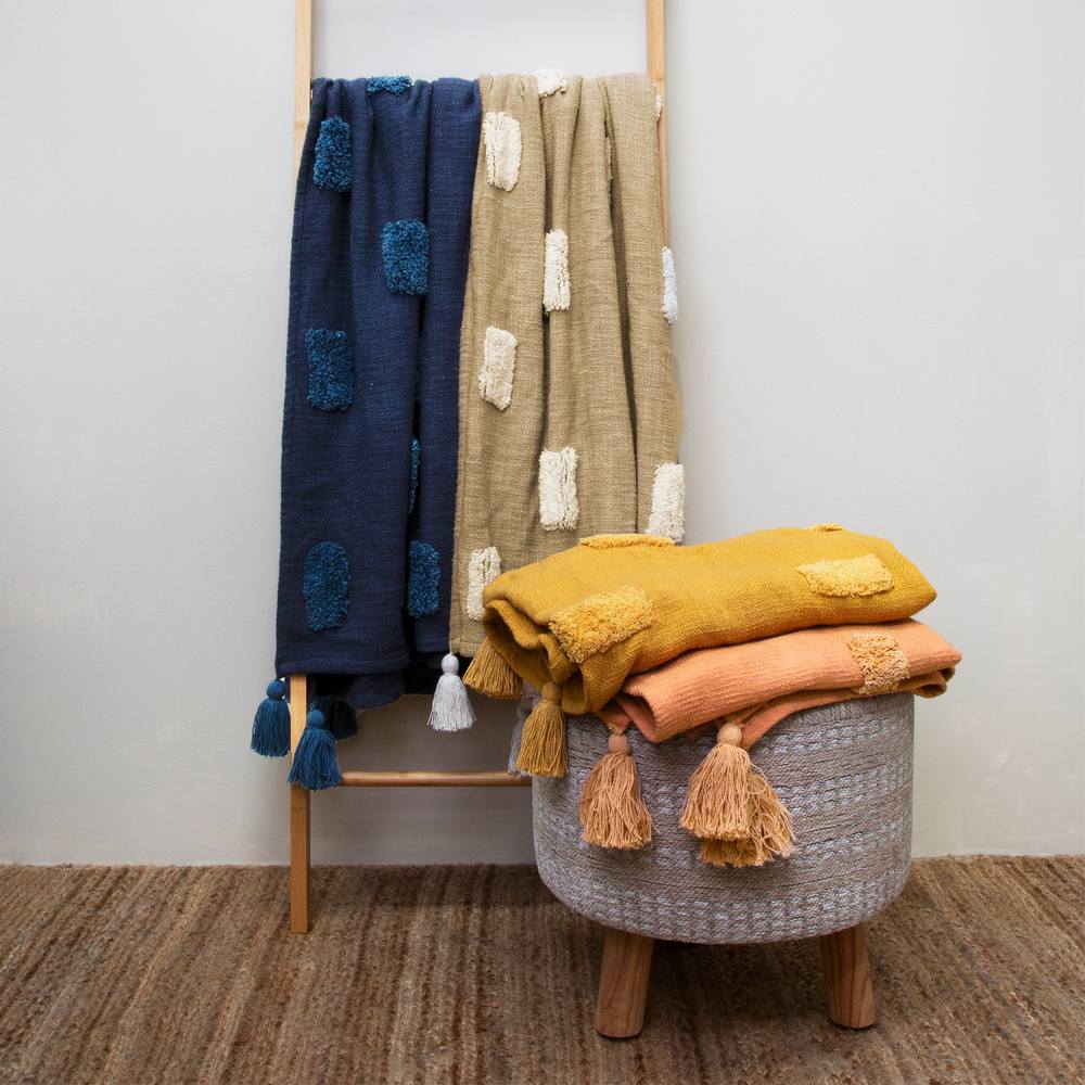 Quinn Textured Throw in Clay Pink