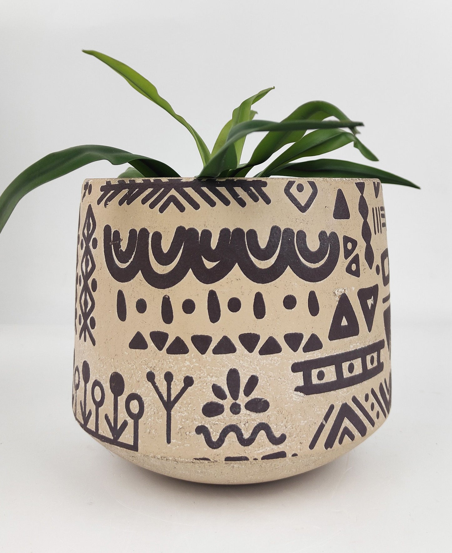 Kaleem Tribal Planter