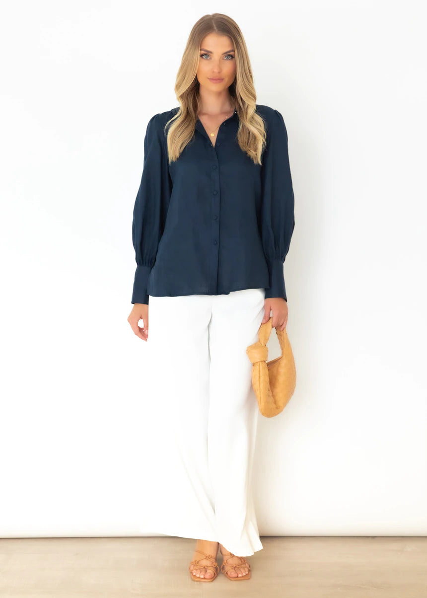 Sunny Girl | Delma Linen Shirt in Navy