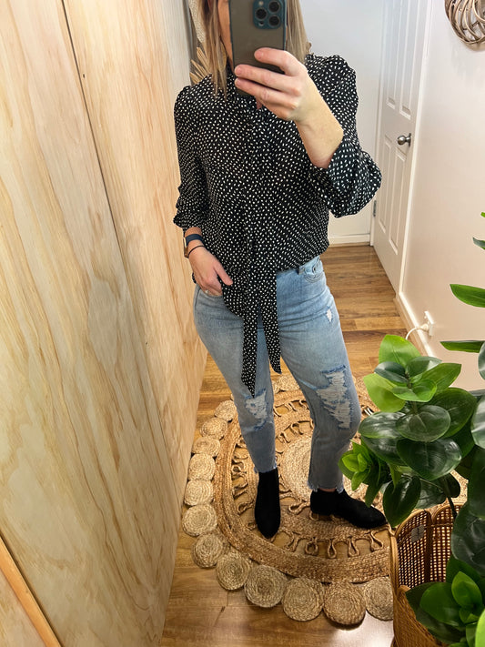 Sunny Girl | Bella Blouse in Black