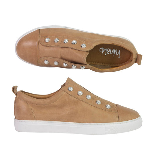 Pearl Sneakers in Light Tan